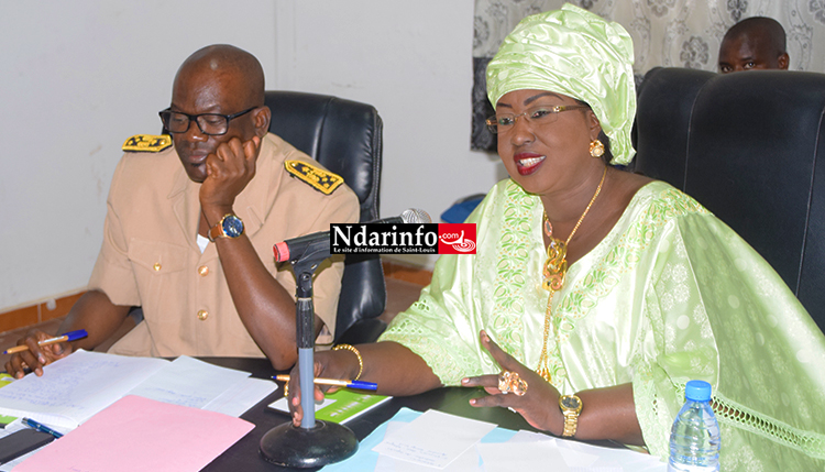 ​Maïmouna Ndoye SECK rassure les impactés de l’aéroport de Saint-Louis : « les compensations nécessaires seront versées » (vidéo)