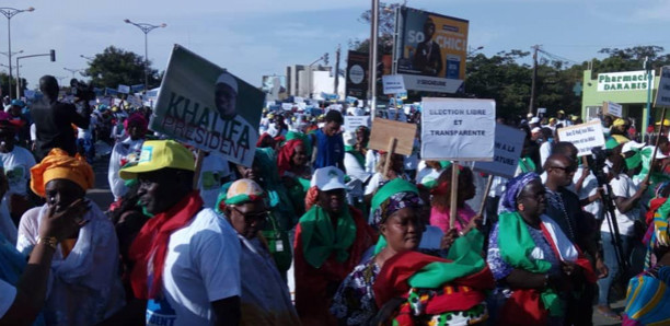 Marche de l’opposition : des milliers de personnes se sont mobilisées à Dakar ( Photos)
