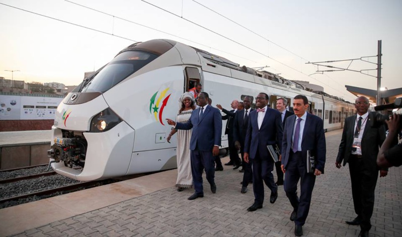 Train express régional : Macky Sall mobilise les ressources pour la phase 2 Train express régional : Macky Sall mobilise les ressources pour la phase 2