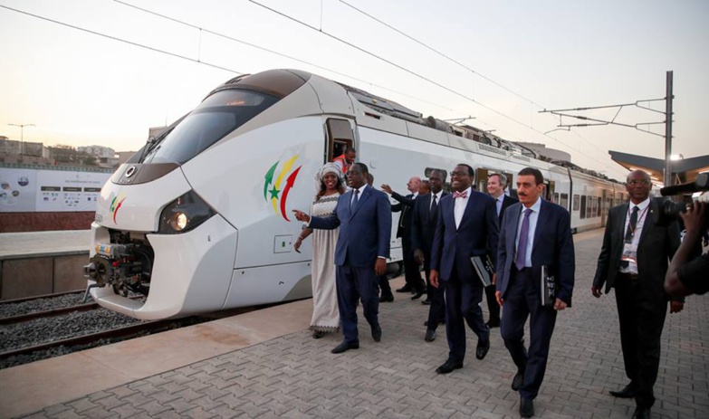 TER : Macky Sall a déclaré que « le transport des voyageurs va démarrer après tous les tests de sécurité »