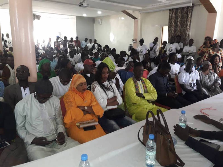 Réélection du président Macky SALL : Manoungou MBODJ alias « Obama » appelle à l’union sacrée des leaders du WALO (vidéo) Réélection du président Macky SALL : Manoungou MBODJ alias « Obama » appelle à l’union sacrée des leaders du WALO (vidéo)