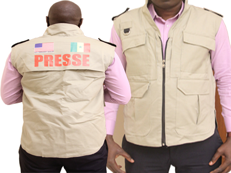 Présidentielle : Les autorités interdisent la distribution des gilets offerts aux journalistes par l'ambassade des USA Présidentielle : Les autorités interdisent la distribution des gilets offerts aux journalistes par l'ambassade des USA