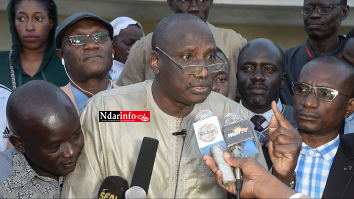 Les libéraux de Saint-Louis lâchent BARAYA : « Nous restons fidèles à Me Abdoulaye WADE. Nous ne voterons pas pour Macky SALL (vidéo) Les libéraux de Saint-Louis lâchent BARAYA : « Nous restons fidèles à Me Abdoulaye WADE. Nous ne voterons pas pour Macky SALL (vidéo)