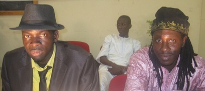 En conférence à l’UGB, DAARA J FAMILY estime que l'art est le garant de la mémoire d'un peuple. En conférence à l’UGB, DAARA J FAMILY estime que l'art est le garant de la mémoire d'un peuple.