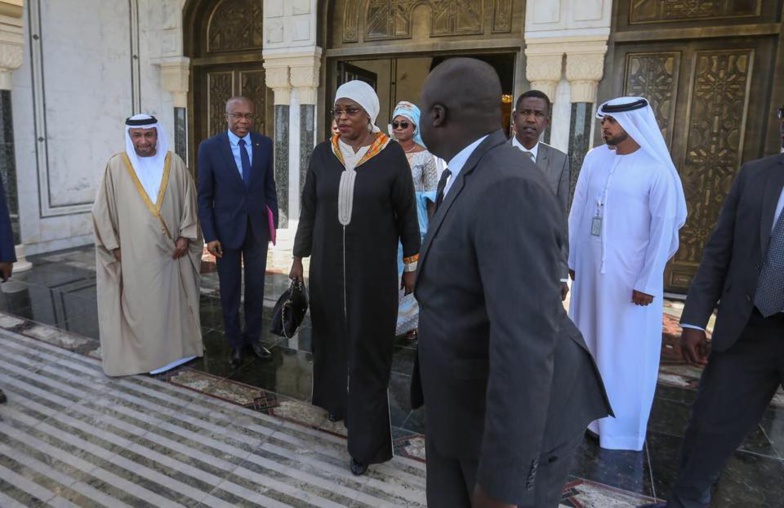 Vacances : le couple présidentiel est arrivé à Abu Dhabi
