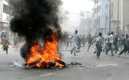 Photo Archives émeutes à Dakar