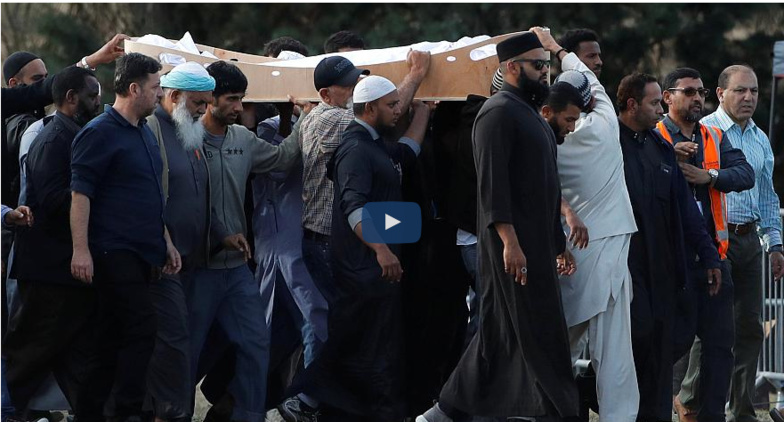 Attentat de Christchurch : les premières victimes musulmanes inhumées