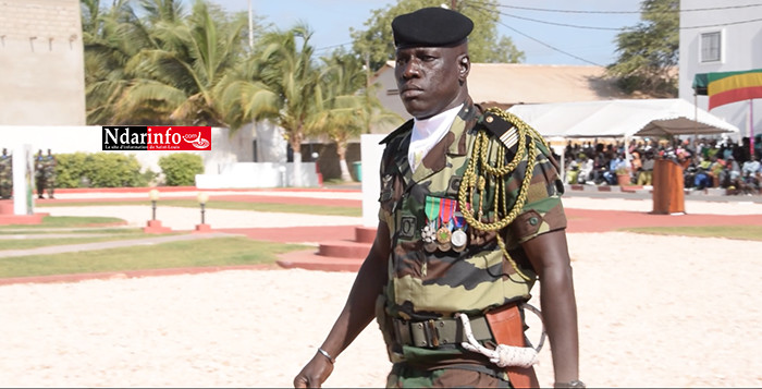 12e bataillon d’instruction : 1261 recrues présentées au Drapeau (vidéo) 12e bataillon d’instruction : 1261 recrues présentées au Drapeau (vidéo)