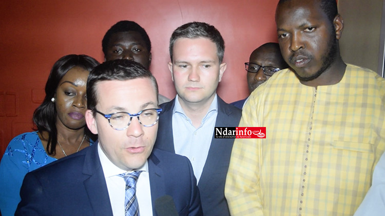 Lutte contre l’immigration irrégulière : échanges entre le CRJ de Saint-Louis et une délégation allemande (vidéo) Lutte contre l’immigration irrégulière : échanges entre le CRJ de Saint-Louis et une délégation allemande (vidéo)