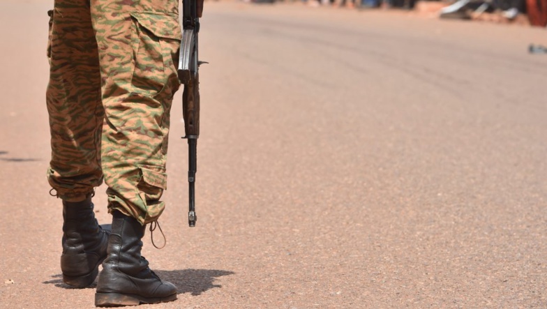 Un soldat burkinabé à Ouahigouya, le 29 octobre 2018 (image d'illustration). Issouf Sanogo, AFP