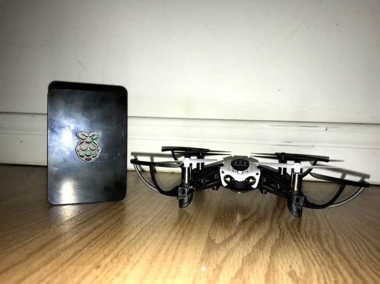 Canada : Un jeune sénégalais crée un drone intelligent