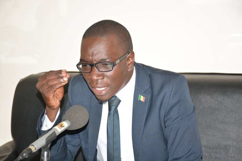 Le PS dans la tourmente : Me Moussa Bocar Thiam démissionne et rejoint Macky SALL Le PS dans la tourmente : Me Moussa Bocar Thiam démissionne et rejoint Macky SALL