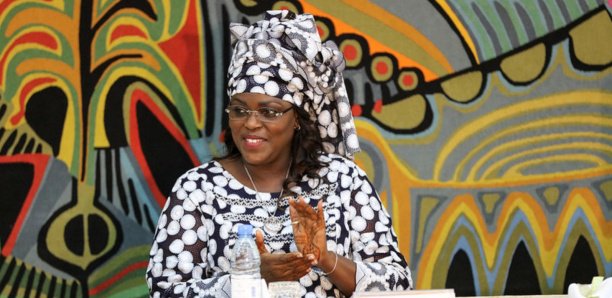 Palais : Marième Faye gâte les femmes députés sauf… Palais : Marième Faye gâte les femmes députés sauf…