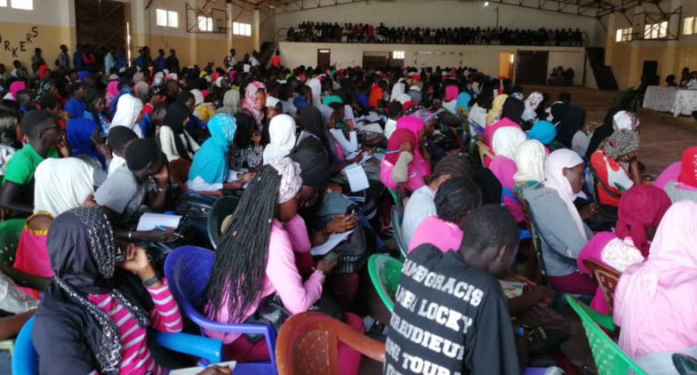 Révision du programme de philosophie : PASTEF/St-Louis arme les élèves de la ville (Photos) Révision du programme de philosophie : PASTEF/St-Louis arme les élèves de la ville (Photos)