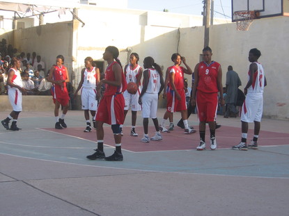 Basket National 1 féminin (1ére journée) : Une entrée en matière fracassante du SLBC devant le Sibac (67 à 36)