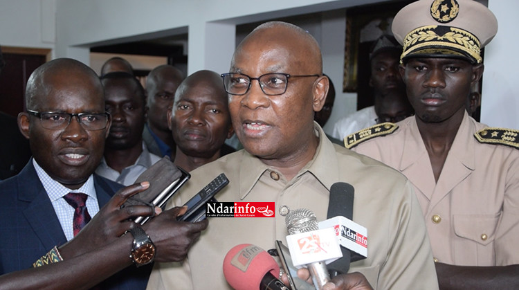 Contrat d’affermage : « l’attribution du marché à SUEZ a été régulière », selon le ministre Serigne Mbaye THIAM (vidéo) Contrat d’affermage : « l’attribution du marché à SUEZ a été régulière », selon le ministre Serigne Mbaye THIAM (vidéo)