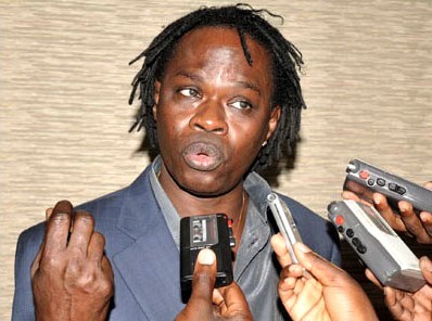 Baaba Maal :«Je serais fumiste de ne pas dire que cette situation sociale (...) me dérange» Baaba Maal :«Je serais fumiste de ne pas dire que cette situation sociale (...) me dérange»