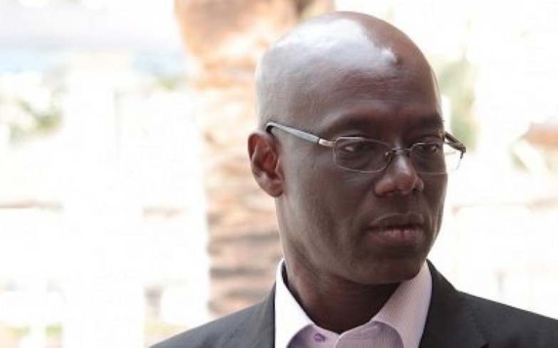 La main sur le Coran: "Aliou Sall est en train de faire du théâtre" La main sur le Coran: "Aliou Sall est en train de faire du théâtre"