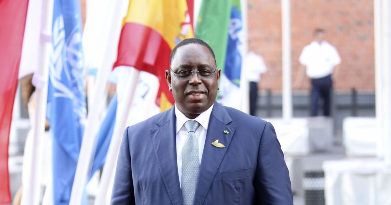 Macky SALL ferme les Consulats et Bureaux économiques