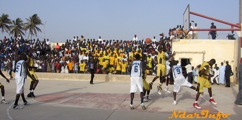 Basket National 1 masculin (5ème journée) : L’UGB perd gros devant le DUC (57 à 67) Basket National 1 masculin (5ème journée) : L’UGB perd gros devant le DUC (57 à 67)