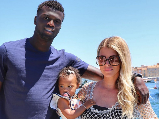 Egypte 2019: La famille de Mbaye Niang agressée par des algériens à la veille de la finale Egypte 2019: La famille de Mbaye Niang agressée par des algériens à la veille de la finale
