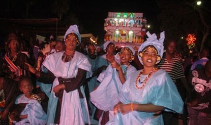 Nuit féérique ce 31 décembre, à la sortie du ‘’Fanal’’ Nuit féérique ce 31 décembre, à la sortie du ‘’Fanal’’