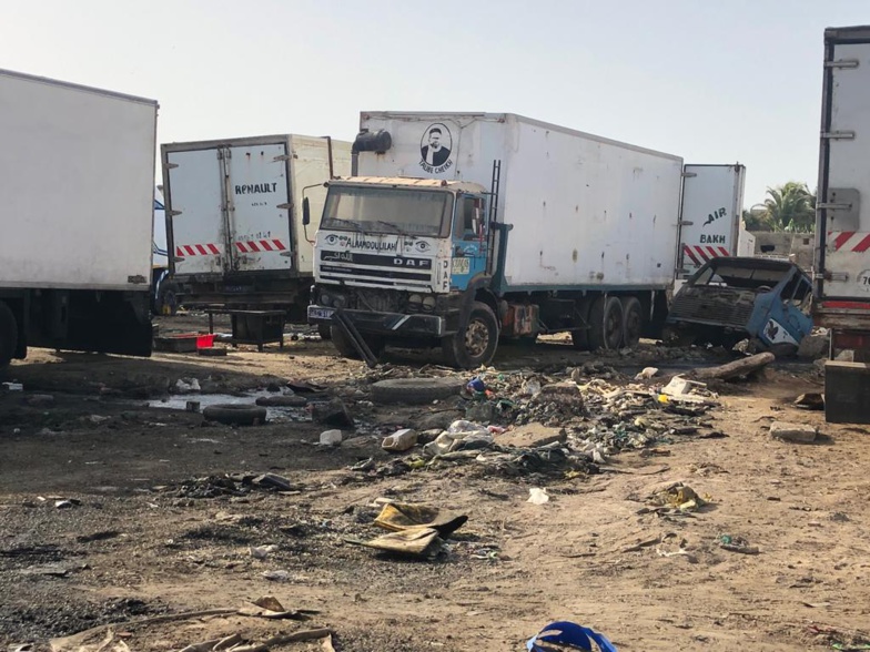 Saint-Louis : Ça pue gravement devant le foirail de Pikine Saint-Louis : Ça pue gravement devant le foirail de Pikine