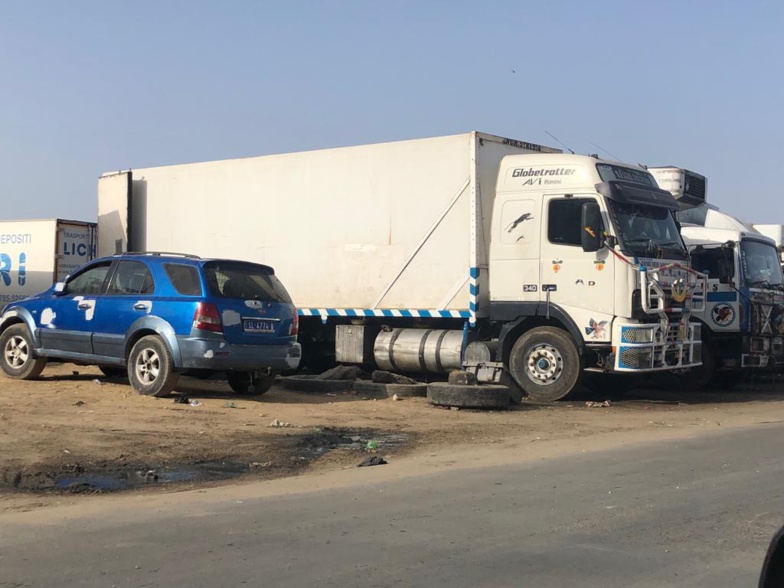 Saint-Louis : Ça pue gravement devant le foirail de Pikine Saint-Louis : Ça pue gravement devant le foirail de Pikine