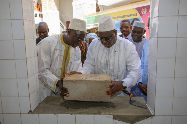 Réhabilitation de la grande mosquée de Saint-Louis : la piqûre de rappel de l’Imam ratib au président Macky SALL Réhabilitation de la grande mosquée de Saint-Louis : la piqûre de rappel de l’Imam ratib au président Macky SALL