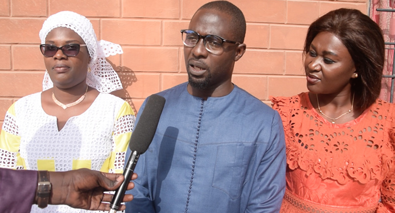 Saint-Louis : Belle preuve de reconnaissance d’anciens élèves du CEM André Guillabert (vidéo) Saint-Louis : Belle preuve de reconnaissance d’anciens élèves du CEM André Guillabert (vidéo)