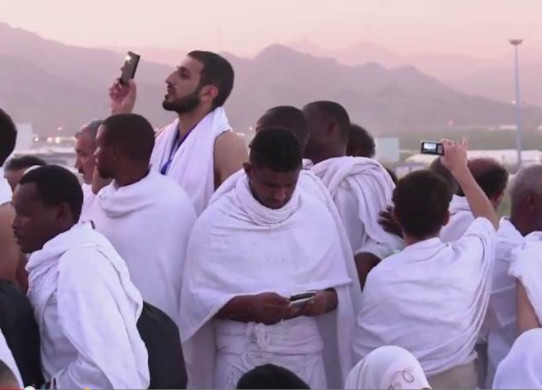 Selfies à la Mecque : Du « Ngistel », selon Imam Kanté