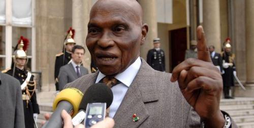 LE PRESIDENT WADE SUR AFRICA24 : « Si le peuple me remercie, je partirais heureux » LE PRESIDENT WADE SUR AFRICA24 : « Si le peuple me remercie, je partirais heureux »