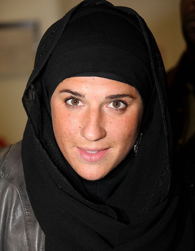 Diam's revient sur sa conversion à l'Islam: "Ça a été un grand choc pour les Français" Diam's revient sur sa conversion à l'Islam: "Ça a été un grand choc pour les Français"