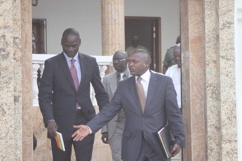 [Photos] Présidentielle 2012: Rewmi a déposé la candidature de Idrissa Séck