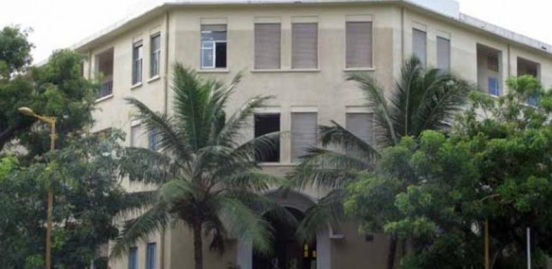 Fille voilée et sa maman violentées : Les parents d'élèves portent plainte contre Jeanne d’Arc Fille voilée et sa maman violentées : Les parents d'élèves portent plainte contre Jeanne d’Arc