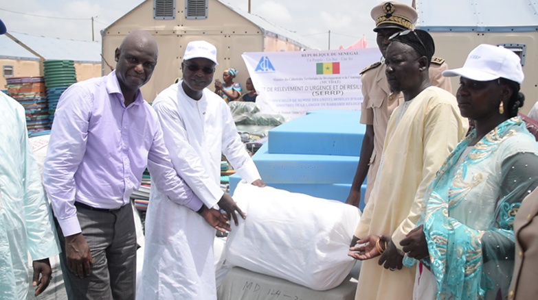 Renforcement de la résilience de Saint-Louis : le SERRP soulage les sinistrés de la Langue de Barbarie (vidéo) Renforcement de la résilience de Saint-Louis : le SERRP soulage les sinistrés de la Langue de Barbarie (vidéo)