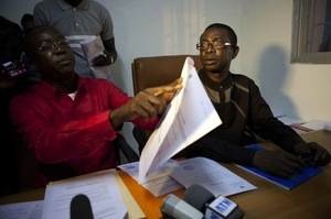 Après l'invalidation de sa candidature, Youssou Ndour promet de ''terribles révélations'' Après l'invalidation de sa candidature, Youssou Ndour promet de ''terribles révélations''