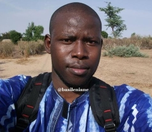 Saint-Louis : Les étudiants de l’UGB prennent le relais des mains de Mamadou Diop et disent non à la validation à la candidature de Wade Saint-Louis : Les étudiants de l’UGB prennent le relais des mains de Mamadou Diop et disent non à la validation à la candidature de Wade