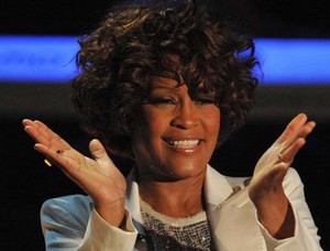 Whitney Houston retrouvée morte dans sa baignoire