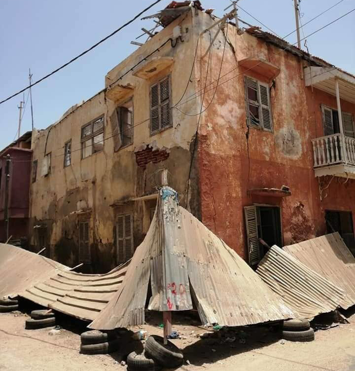 Saint-Louis du Sénégal - NDAR : Les vieilles maisons, ces blessures du temps ... Saint-Louis du Sénégal - NDAR : Les vieilles maisons, ces blessures du temps ...