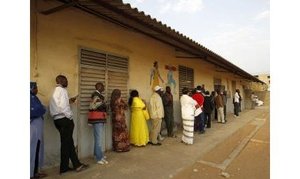 Résultats centre Amath Ba: Wade 88 voix, Macky Sall 23, Moustapha Niass 20, Idrissa seck 10,Tanor 113, Wade 88 voix le reste 0 voix 