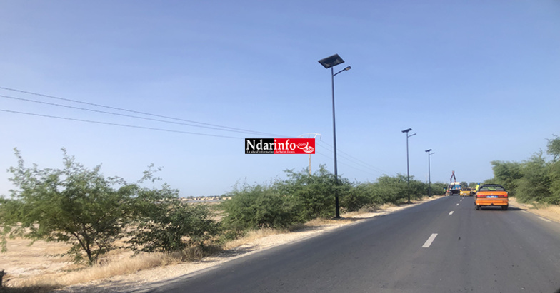 Éclairage public : Près de 2000 lampadaires solaires en installation à Saint-Louis (photos) Éclairage public : Près de 2000 lampadaires solaires en installation à Saint-Louis (photos)