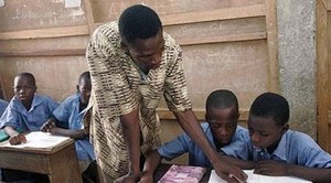 Pr Cheikhou Sylla, secrétaire général du Sudes : ‘Une année blanche est une catastrophe pour toute la nation’ Pr Cheikhou Sylla, secrétaire général du Sudes : ‘Une année blanche est une catastrophe pour toute la nation’