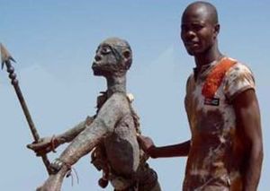 Culture : le sculpteur saint-louisien El Hadj Keita est l’invité de l’Ataya Gallery, ce vendedi Culture : le sculpteur saint-louisien El Hadj Keita est l’invité de l’Ataya Gallery, ce vendedi