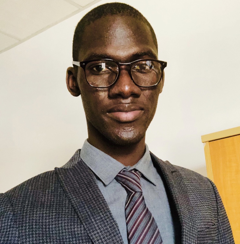 INFRASTRUCTURES PUBLIQUES À SAINT LOUIS Un, deux, trois…, et la lumière fût ! Par Papa Demba CISSOKHO INFRASTRUCTURES PUBLIQUES À SAINT LOUIS Un, deux, trois…, et la lumière fût ! Par Papa Demba CISSOKHO