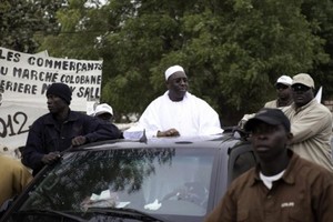 Flash info| Altercations entre le cortège de Macky et des partisans de Braya à Guet Ndar Flash info| Altercations entre le cortège de Macky et des partisans de Braya à Guet Ndar