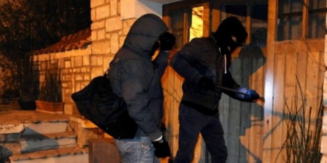 BRAQUAGE À BANGO : RAO, NGALLÈLE et GANDON ont été attaqués BRAQUAGE À BANGO : RAO, NGALLÈLE et GANDON ont été attaqués