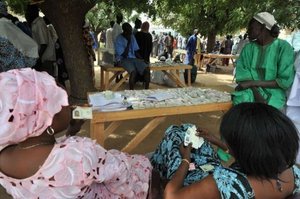 Le chargé de com du ministère des Elections: "Nous avons reçu l’information selon laquelle des cartes sont en train d’être éditées" Le chargé de com du ministère des Elections: "Nous avons reçu l’information selon laquelle des cartes sont en train d’être éditées"