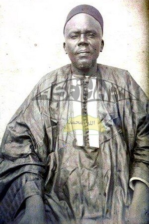 25 Mars 1957 - 25 Mars 2012 : Il y a 55 ans s’éloignait Serigne Babacar Sy 25 Mars 1957 - 25 Mars 2012 : Il y a 55 ans s’éloignait Serigne Babacar Sy