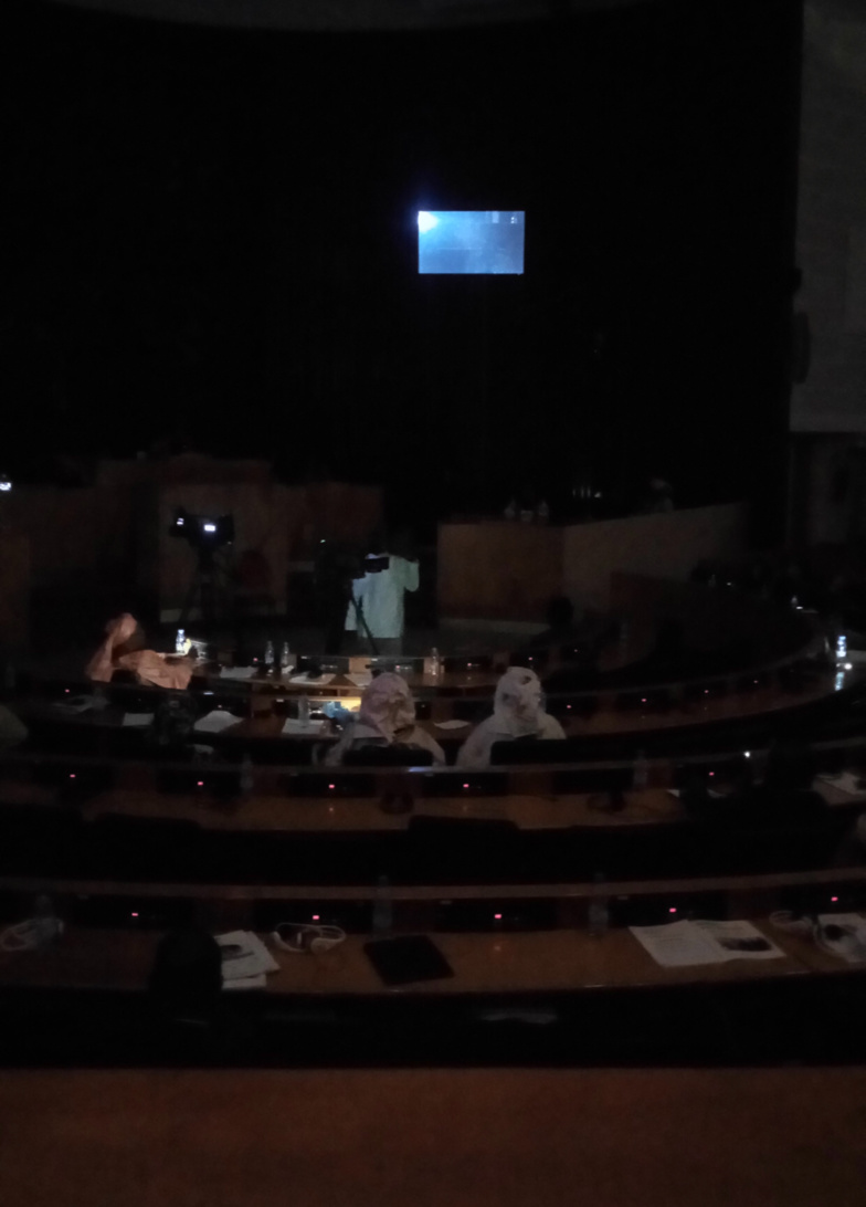 Assemblée Nationale : Coupure d'éléctricité en pleine plénière...